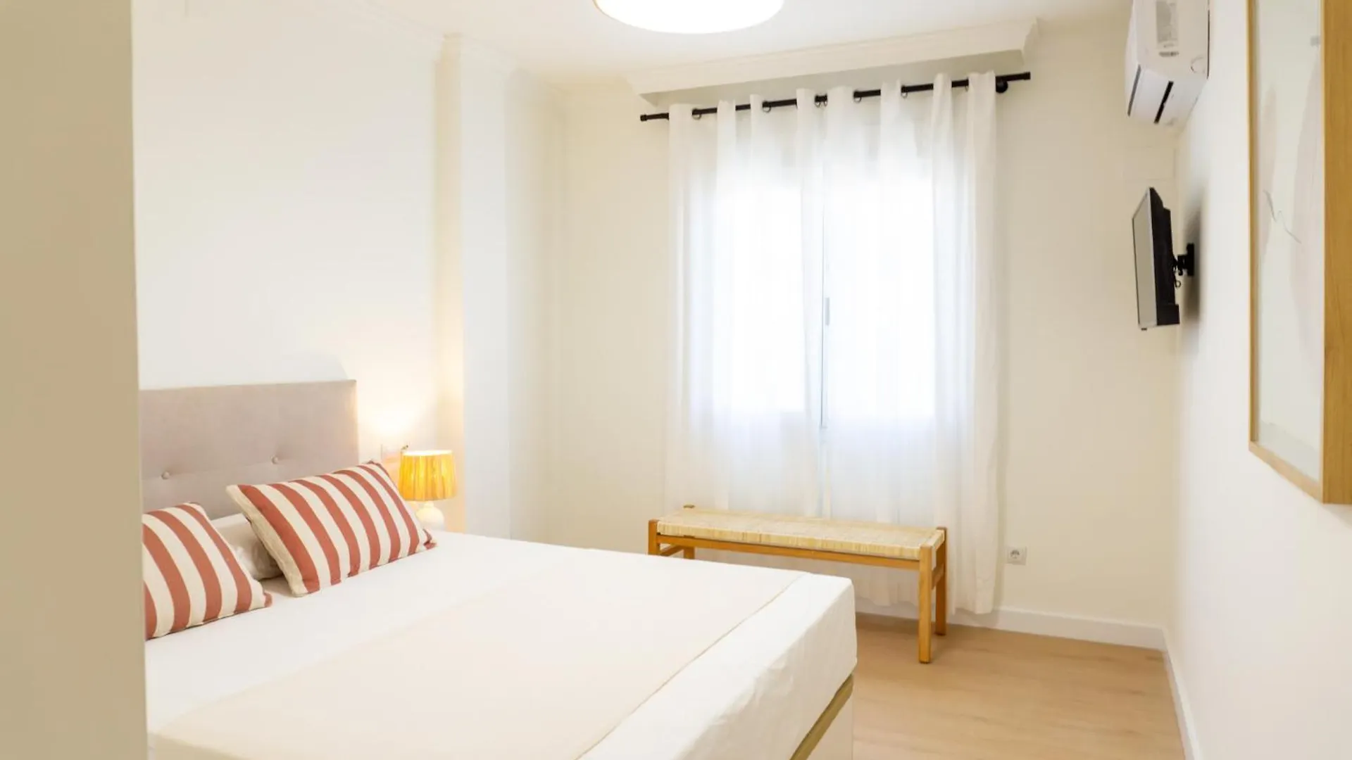 شقة Boutique Flat Sea Views بينالماذينا إسبانيا