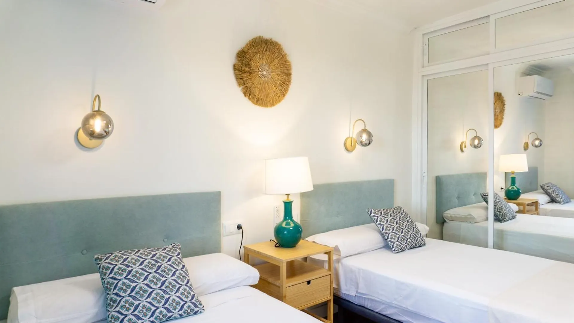 شقة Boutique Flat Sea Views بينالماذينا