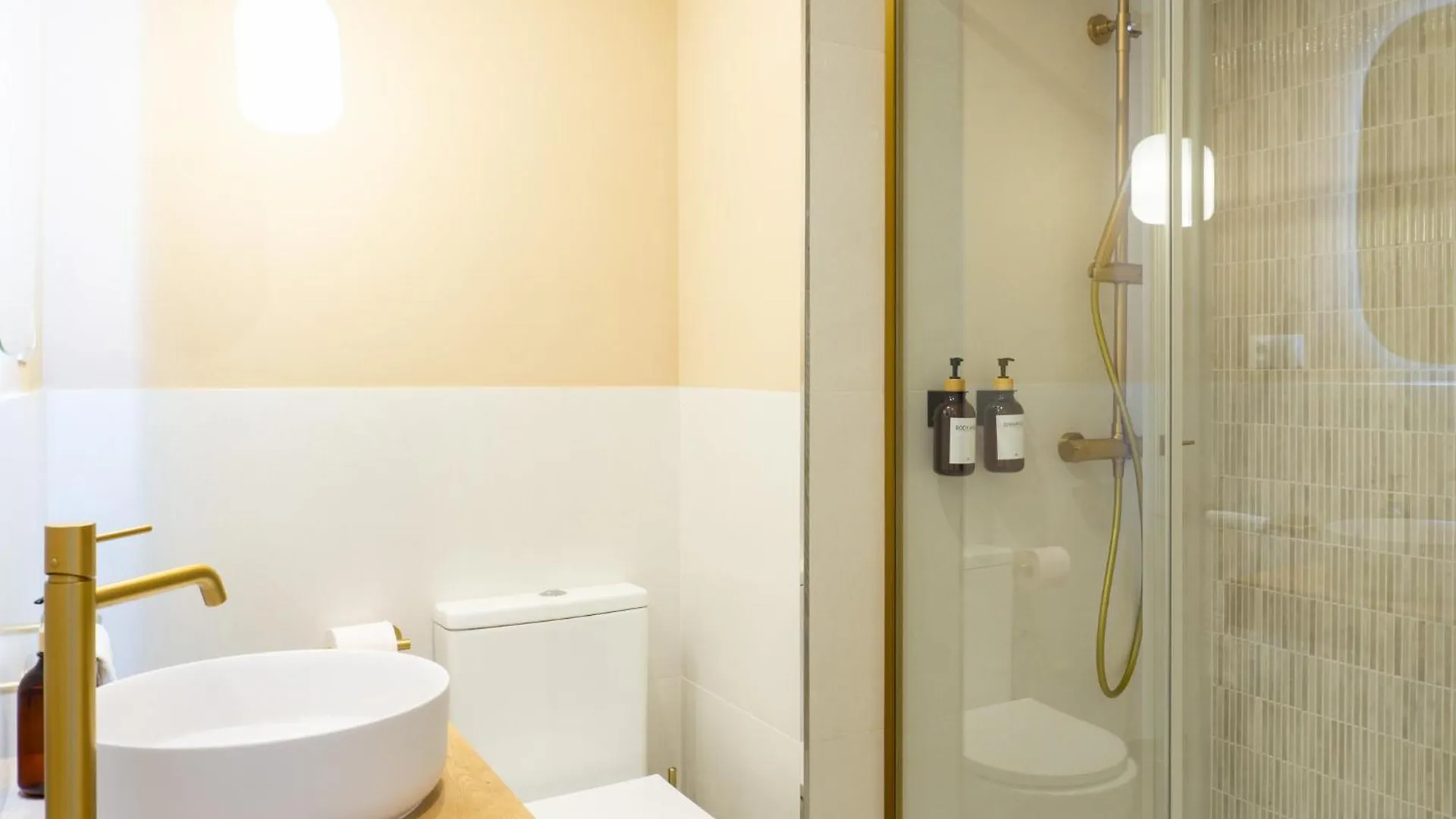 شقة Boutique Flat Sea Views بينالماذينا